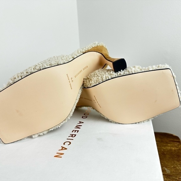 NIB- Good American Cream Sherpa Open Toe Heels Size 8.5 GA021F-X - Picture 5 of 6